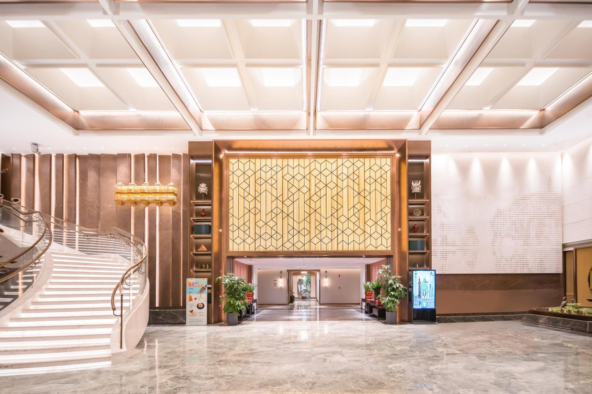 Beijing Guangxi Hotel Экстерьер фото